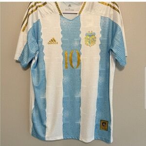 ARGENTINA TRIBUTE TO Soccer LEGENDS MESSI AND  MARADONA  ICONIC #10 JERSEY